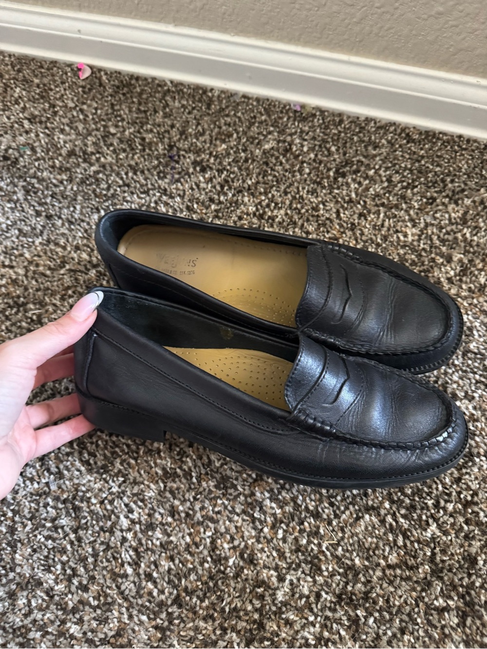 GH Bass Weejuns Kathleen Black Leather Penny Loafer Slip On Flats Women’s Sz 7.5